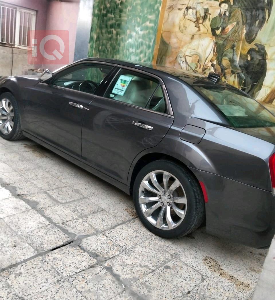 Chrysler 300